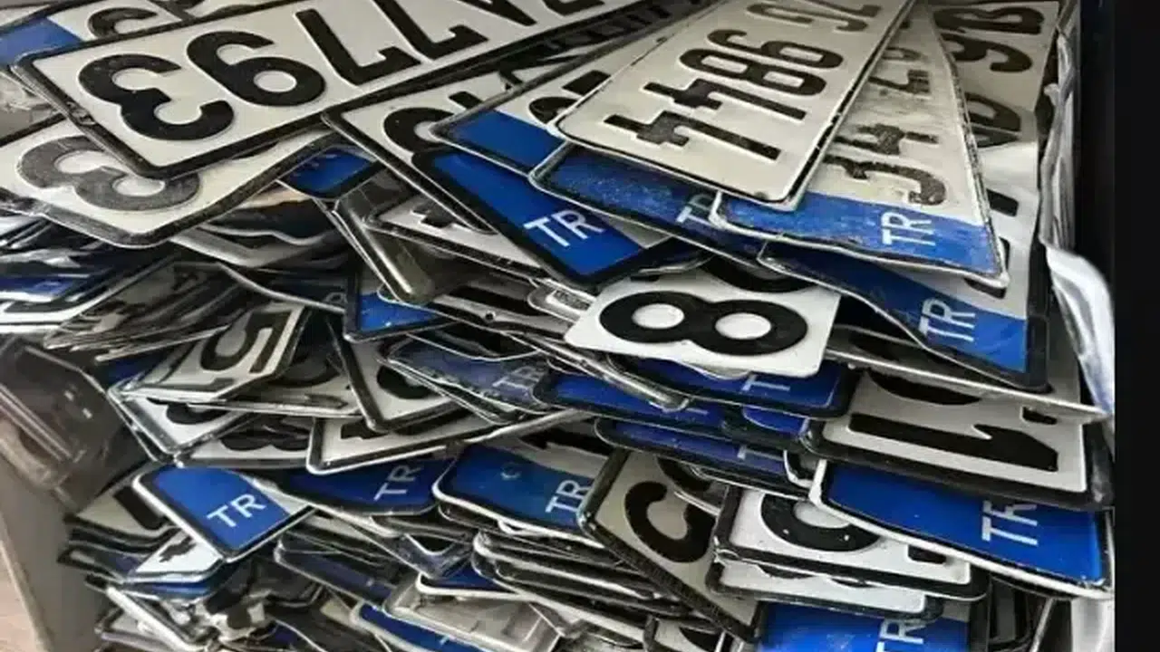 APP Plaka Kullananlara Müjde! Binlerce Trafik Cezası İptal Edildi