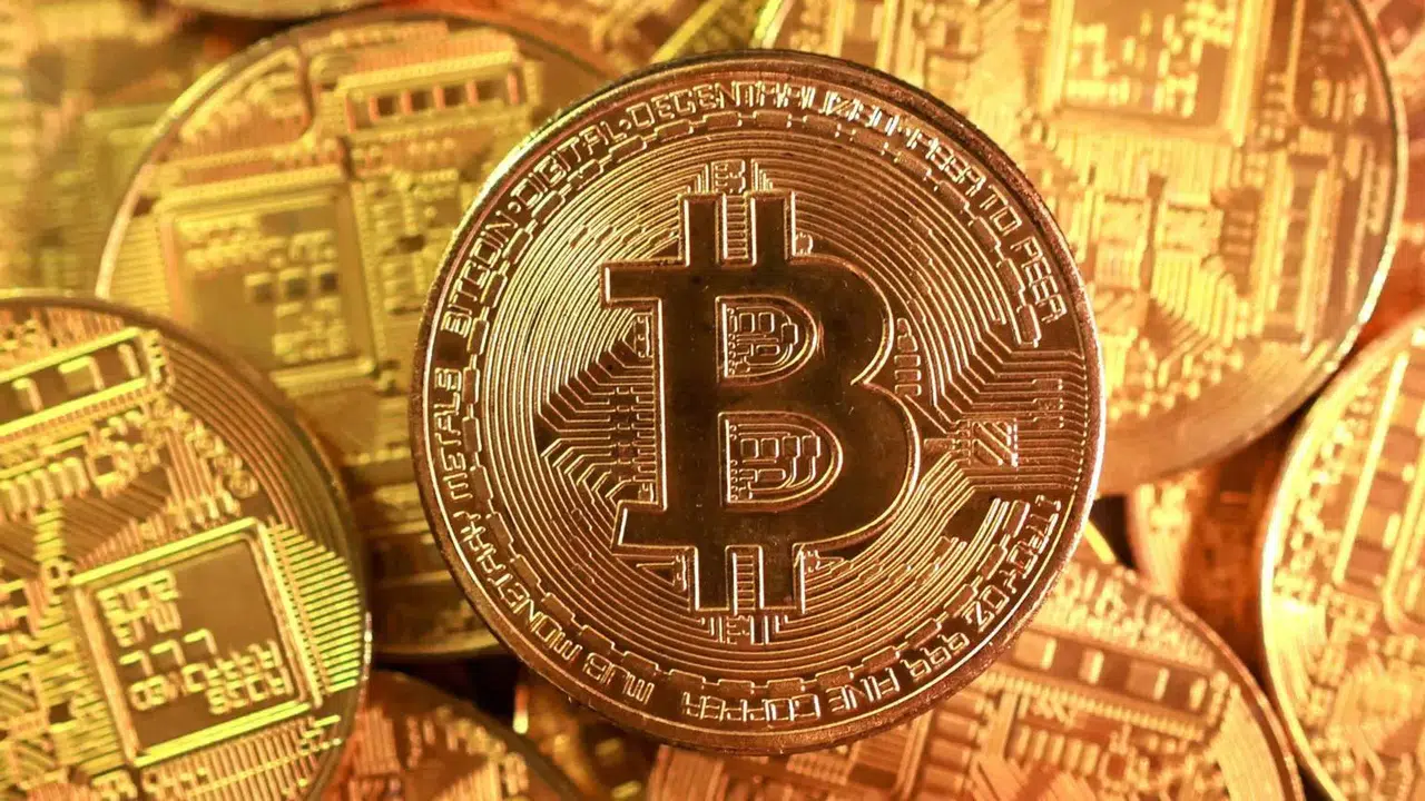 BİTCOİN FİYATLARI NE KADAR OLDU, 70 BİN DOLARI GEÇTİ Mİ? Yatırımcılar ne yapmalı? Mart 2026 Bitcoin yükselişi