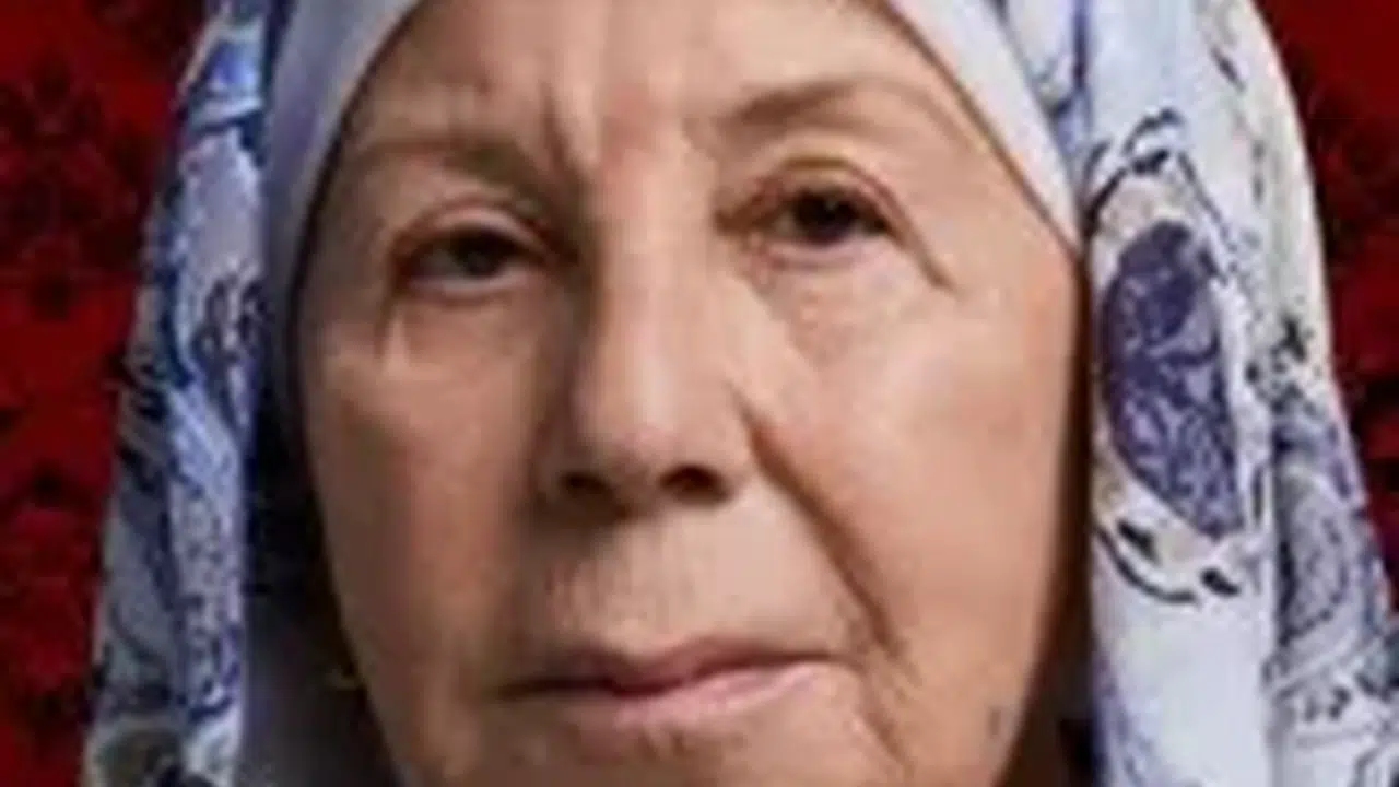 ZERRİN SÜMER HAYATI VE KİMDİR! Evli mi, kaç çocuğu var?