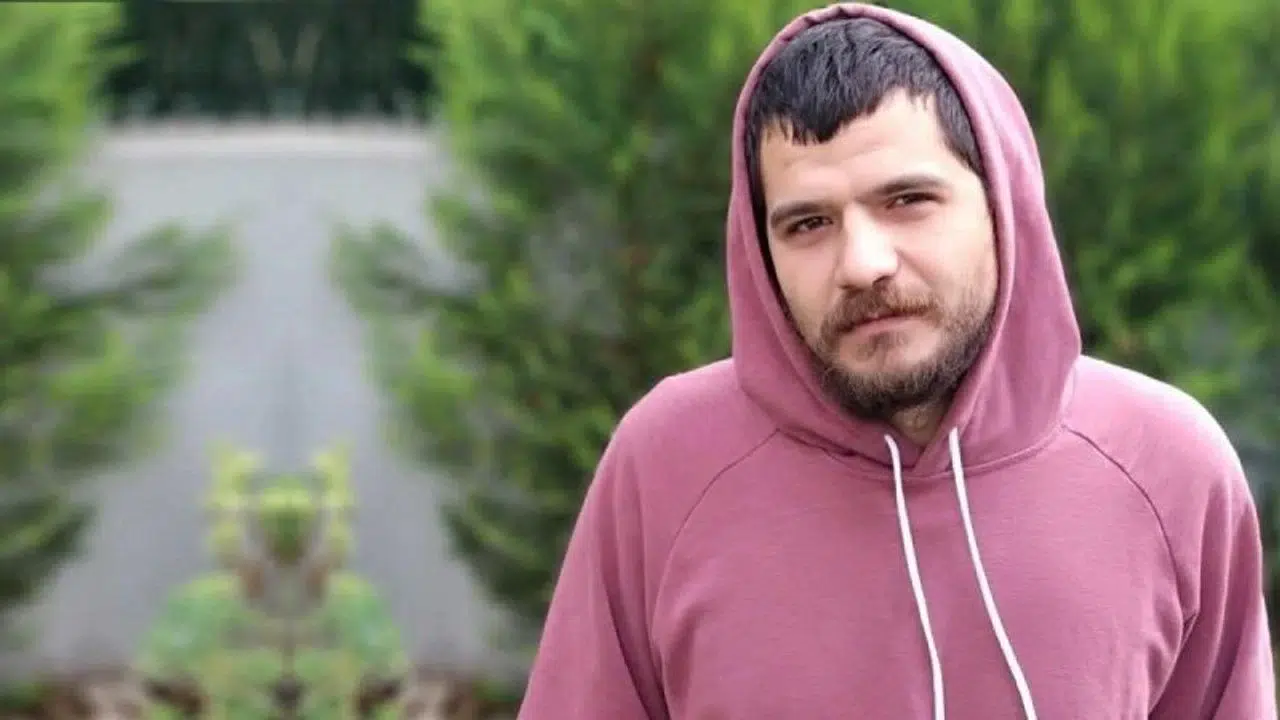 ÇAĞDAŞ IŞIL KİMDİR VE HAYATI! Kaç yaşında, memleketi neresi, şuan nerede yaşıyor?