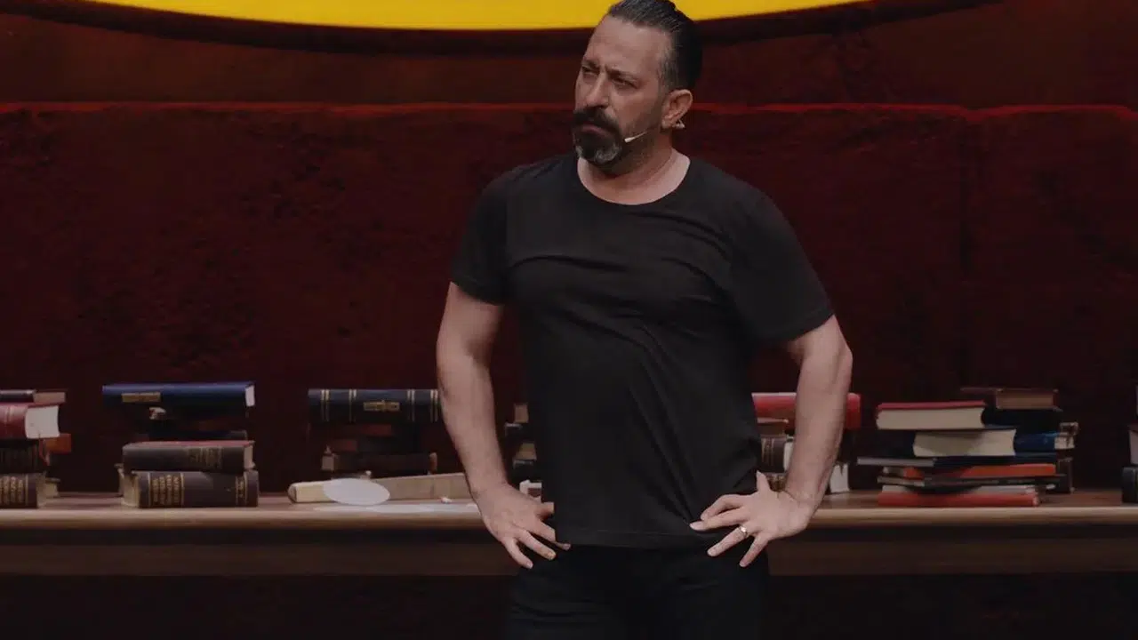 CEM YILMAZ’IN FUNDAMENTALS ŞAKALARI ÇALINTI MI? Eddie Murphy Raw nedir, Ferhat Ali Büyükdağ ne dedi?