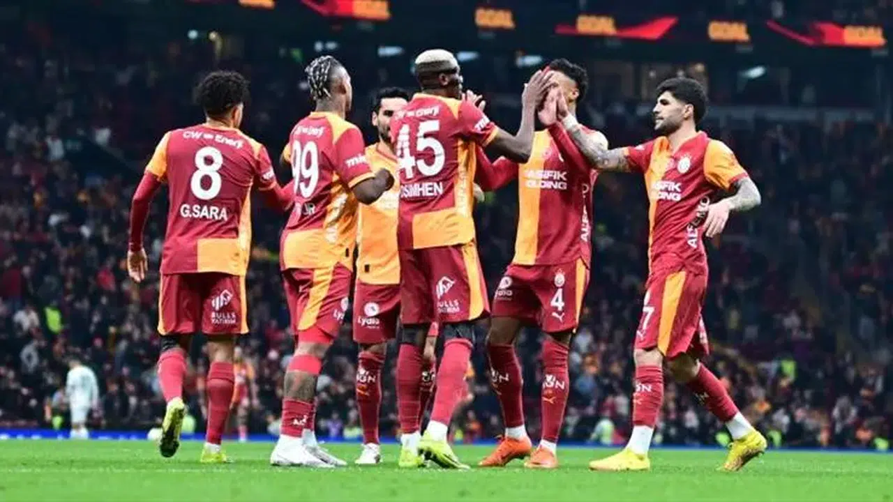 UEFA’dan Galatasaray’a Çifte Yaptırım, Deplasman Seyircisiz Oynanacak