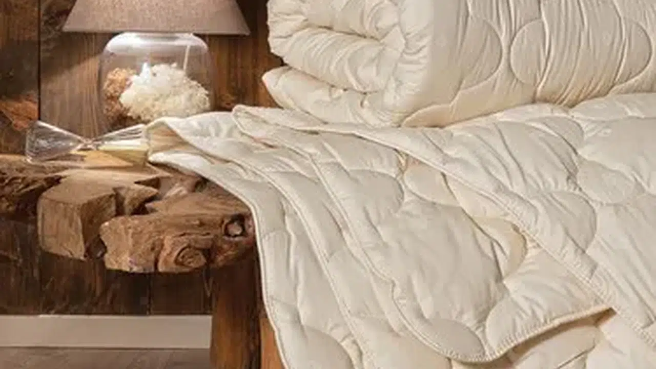 RÜYADA BAŞKASININ EVİNDE YATAK YORGAN GÖRMEK NE ANLAMA GELİR? Rüyada Yorgan, Döşek ve Yastık Görmek Ne Demek?