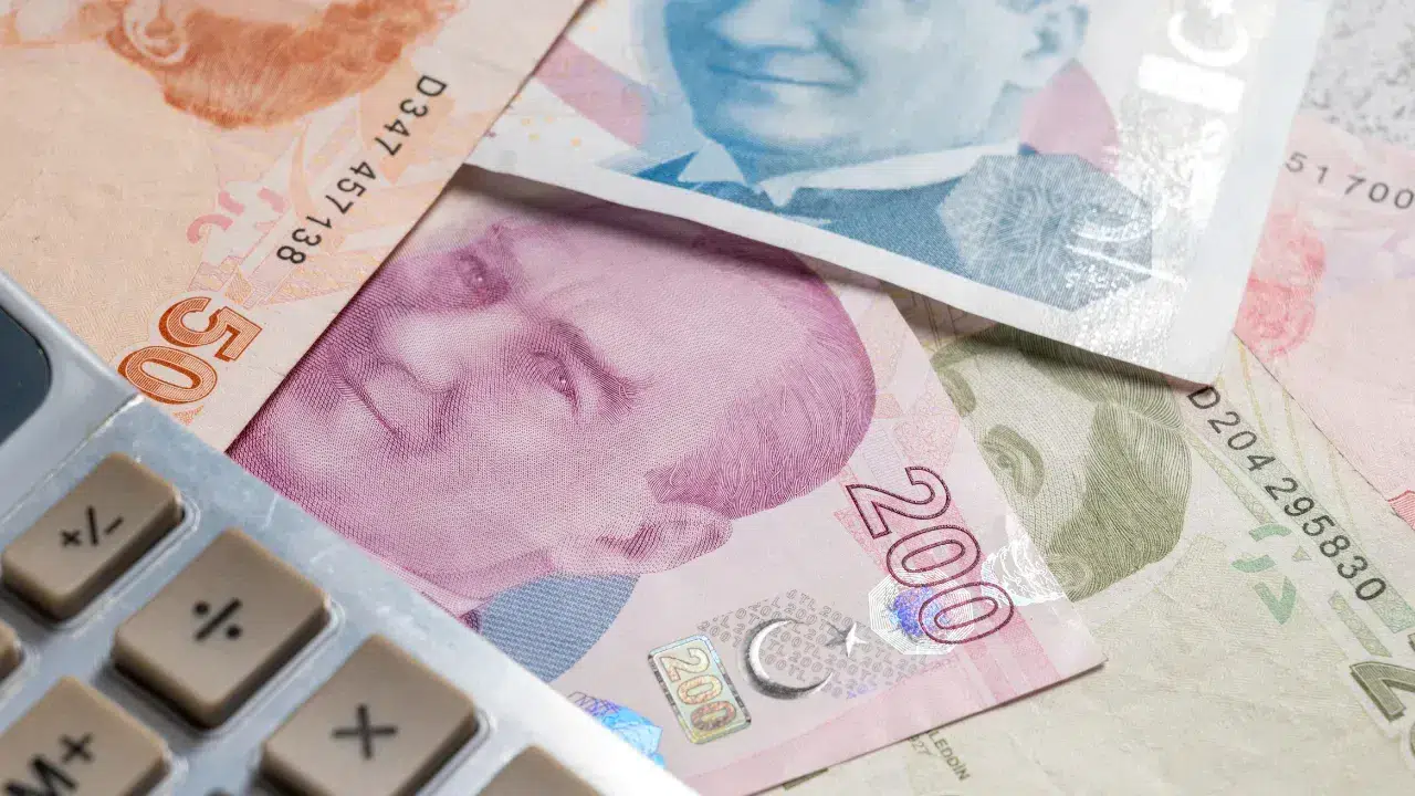 Bayram Öncesi Kredi Yarışı: Bankalar Faiz Oranlarını Açıkladı!