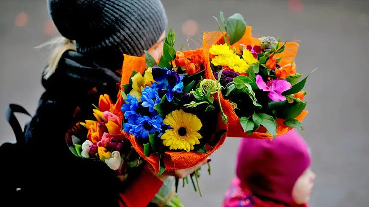 ANNELER GÜNÜ 2026'DA NE ZAMAN! Hangi Gün Kutlanacak?