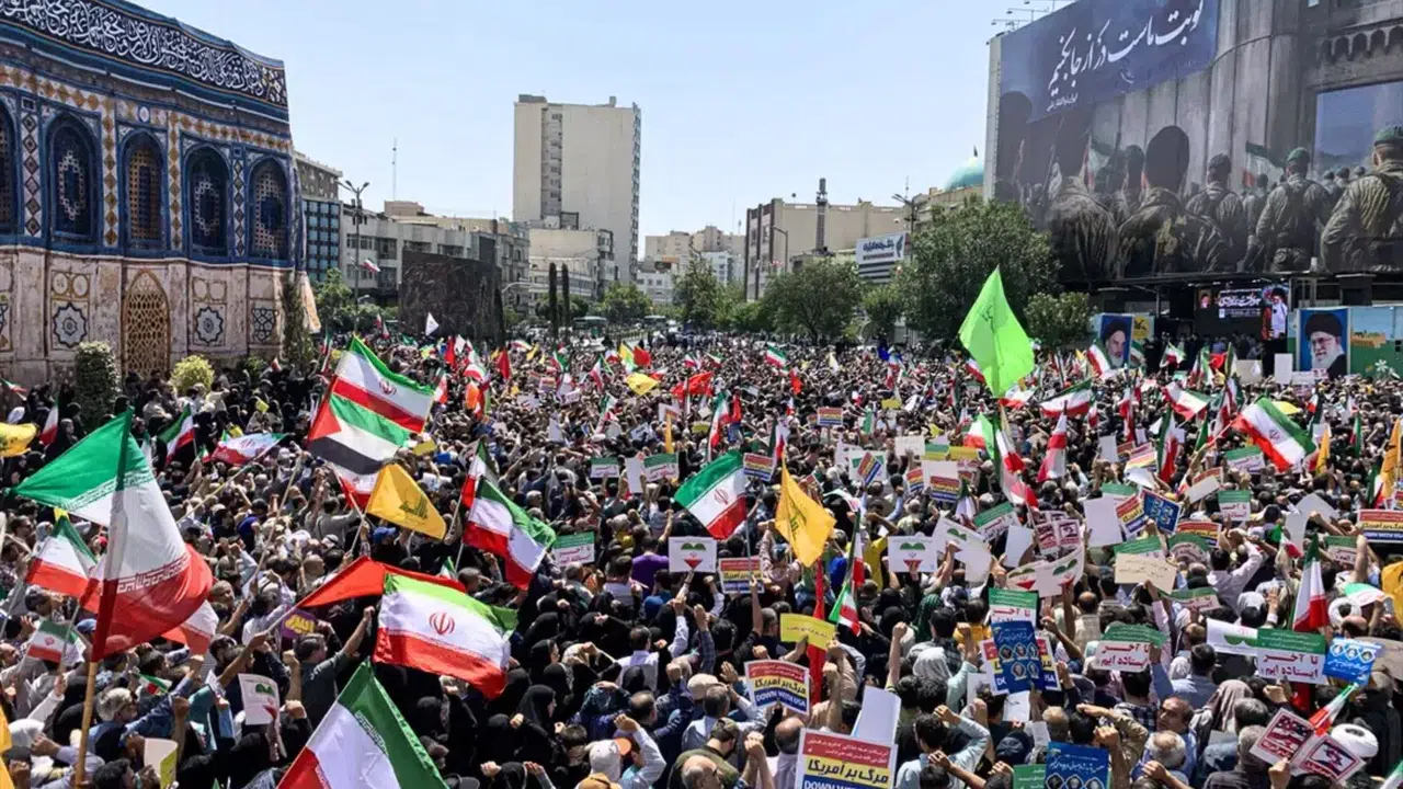 İRAN’DAN TÜRKİYE’YE GÖÇ MÜ BAŞLADI? İranlılar geliyor mu, kaç kişi geçti, sınırda neler yaşanıyor?