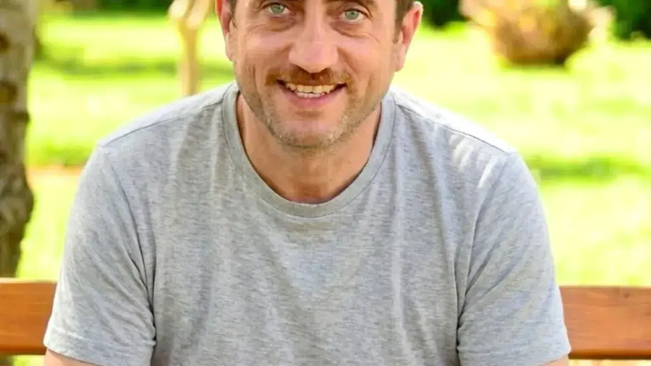 ÜNSAL DEMİRCİ KİMDİR VE HAYATI! Yaşı kaç, aslen nereli, hastalığı neydi, ölüm nedeni?