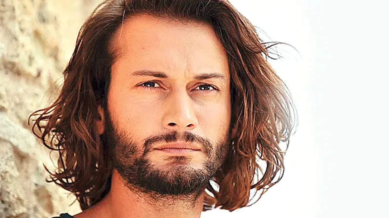 BURAK SERDAR ŞANAL KİMDİR? Kaç yaşında, evli mi, hangi dizilerde oynadı, kariyeri ve hayatı