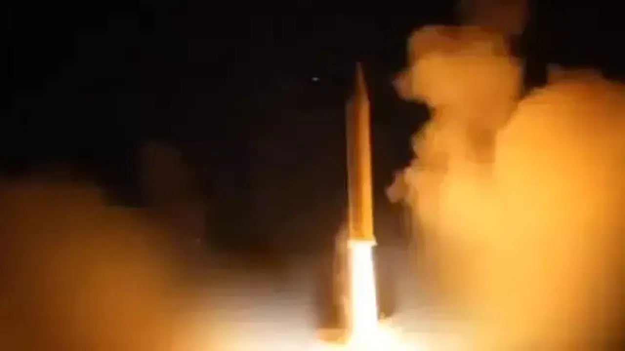 İRAN’IN KULLANDIĞI HÜRREMŞEHR-4 FÜZESİ NE KADAR GÜÇLÜ! Menzili ve Özellikleri Neler?