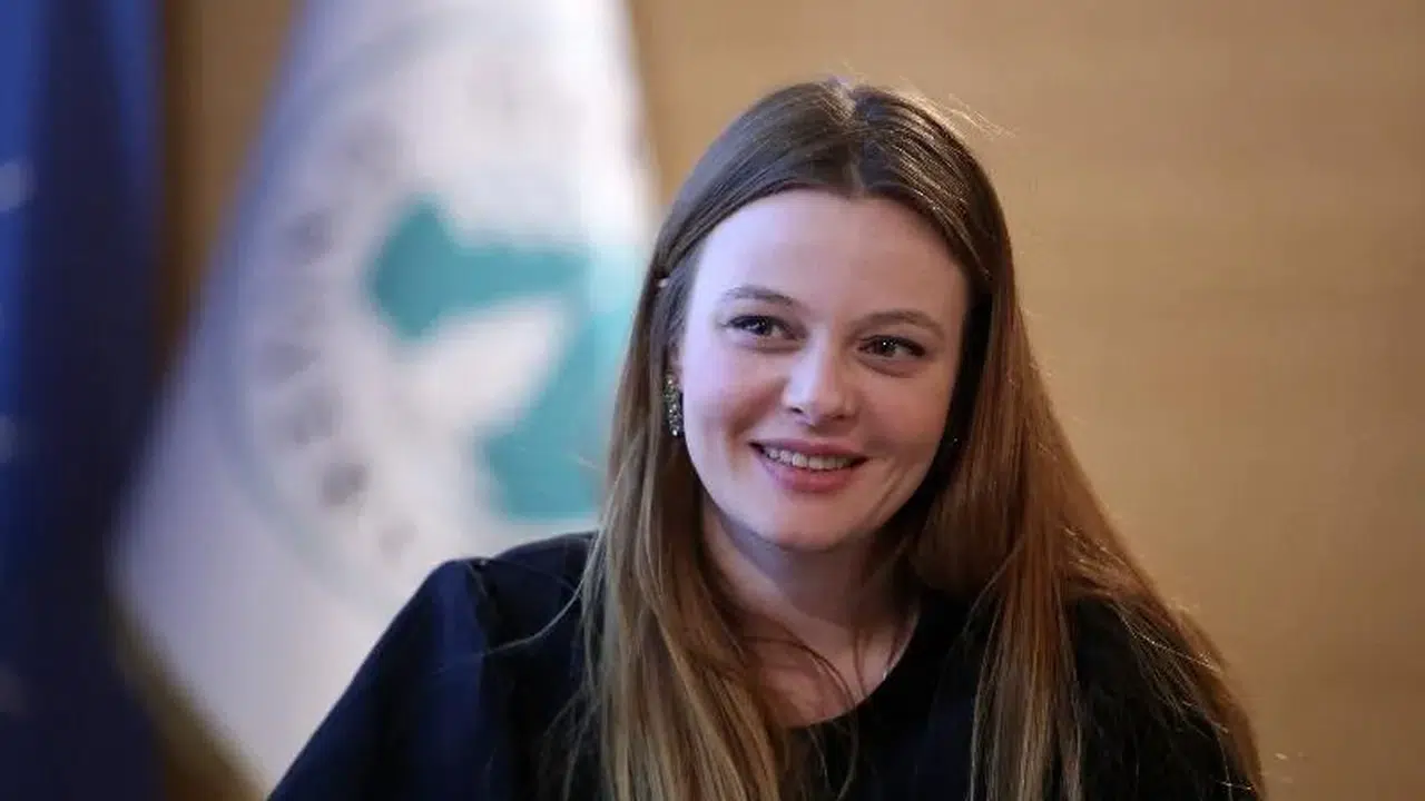 NAZ ELMAS KİMDİR? Kaç yaşında, Doktor Başka Hayatta dizisinde hangi rolde, kimi canlandıracak?