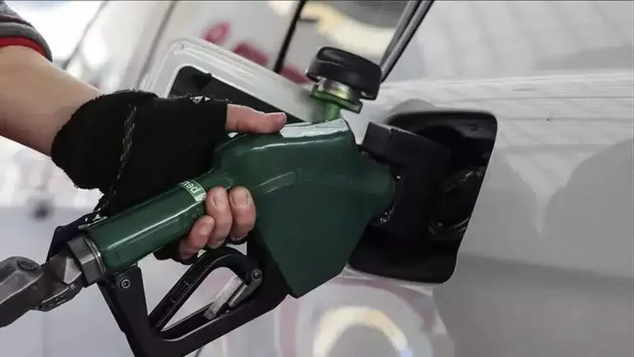 BUGÜN BENZİNE İNDİRİM GELDİ Mİ 27 MART! İstanbul Avrupa Yakası’nda litre fiyatı kaç TL, LPG fiyatı değişti mi?