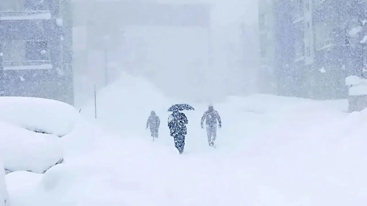 BİTLİS'TE BUGÜN OKULLAR VAR MI, KAR TATİLİ OLDU MU! 23 Mart Pazartesi hava durumu nasıl?