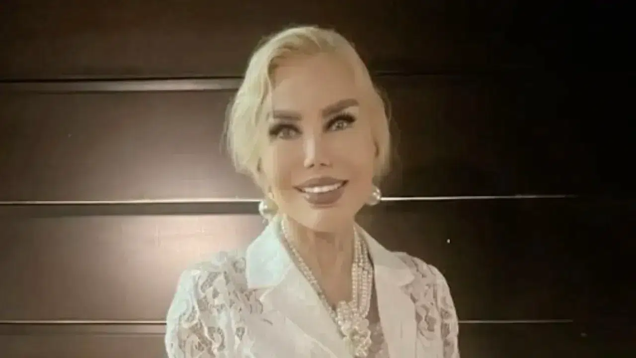 ESİN DEMİRÖREN KİMDİR, KAÇ YAŞINDA? Estetiksiz hali, gençliği ve son hali nasıl, eşi ve oğlu kimdir?