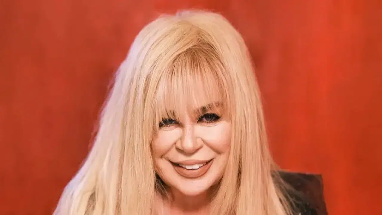 ÖMÜR GEÇİYOR ALBÜMÜ KİME AİT! Zerrin Özer davasında kim haklı çıktı?