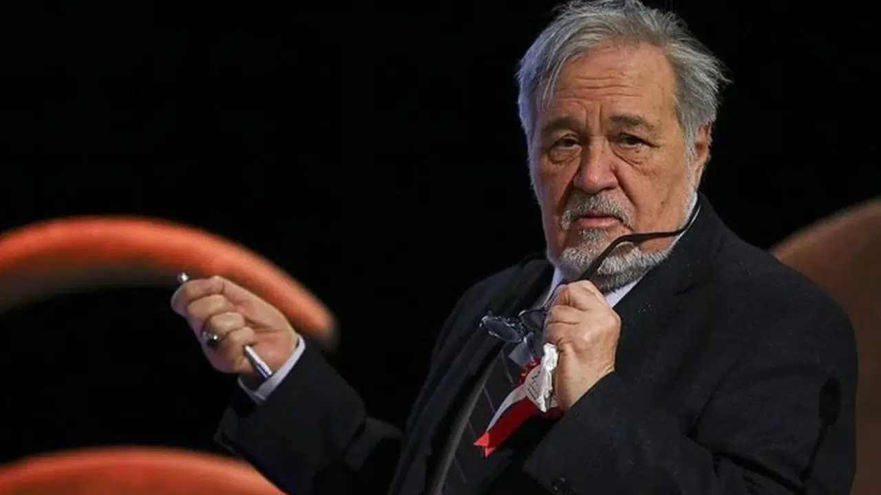 İlber Ortaylı’nın Kökeni Nereye Dayanıyor, Asilzade mi, Prens Unvanı Var mı, Ailesi Kimdir?