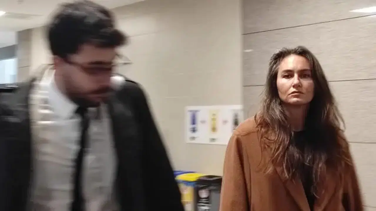 Eda Taşpınar Dini Ne!  Müslüman Mı?