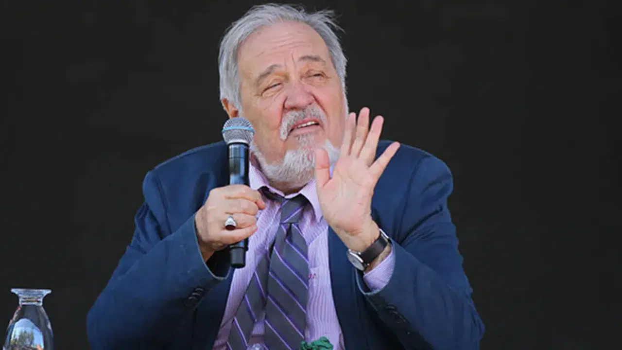 İLBER ORTAYLI ENTÜBE Mİ EDİLDİ! Entübe nedir, bitkisel hayat mı, hastalığı ne, son sağlık durumu nasıl?