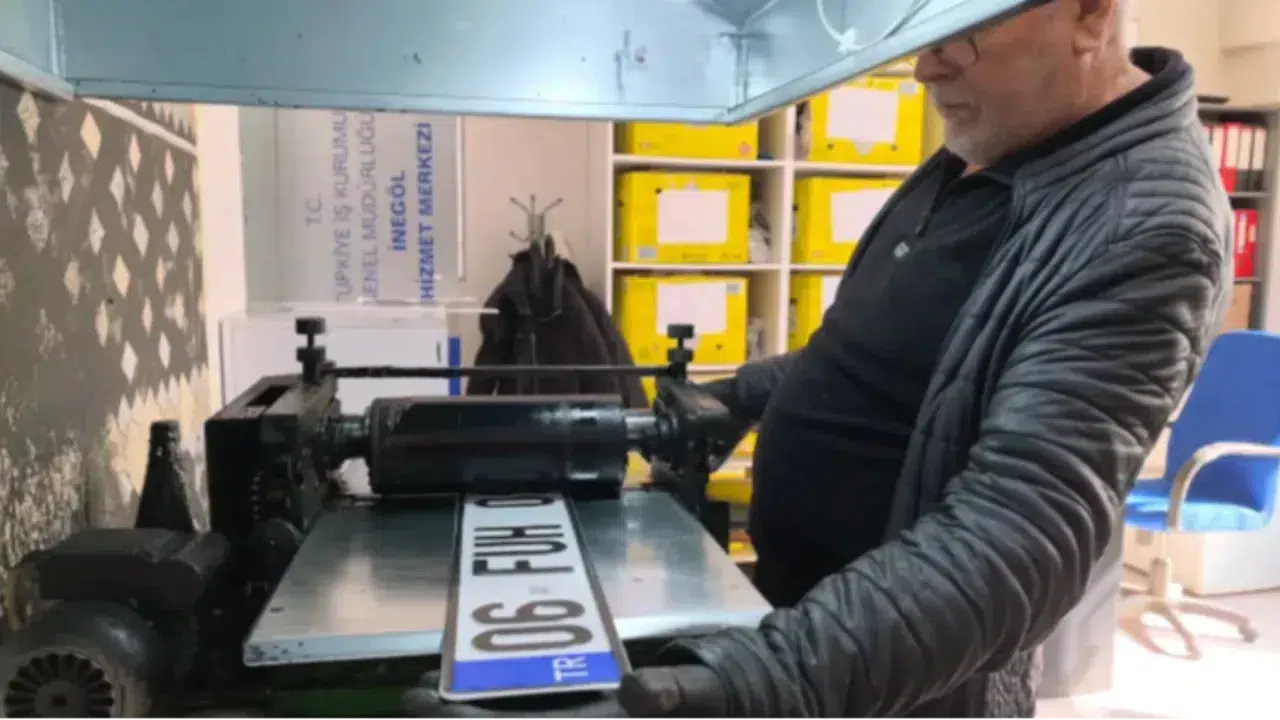 APP plaka kullanan sürücülere kritik uyarı! 1 Nisan sonrası ağır yaptırım kapıda