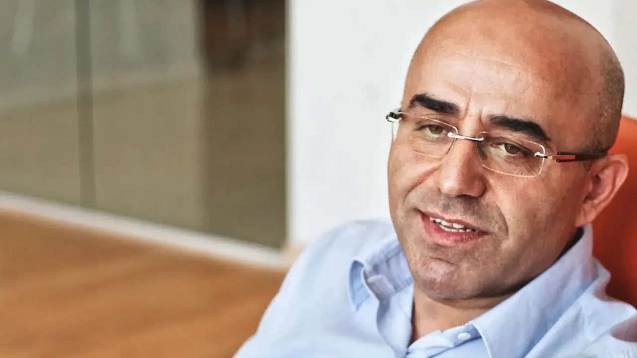 NECATİ ÖZKAN KİMDİR VE KARİYERİ! Nereli ve Kaç Yaşında, Ne İş Yapıyor, Hangi Şirketin Sahibi, Hangi Siyasi Kampanyaları Yönetti?