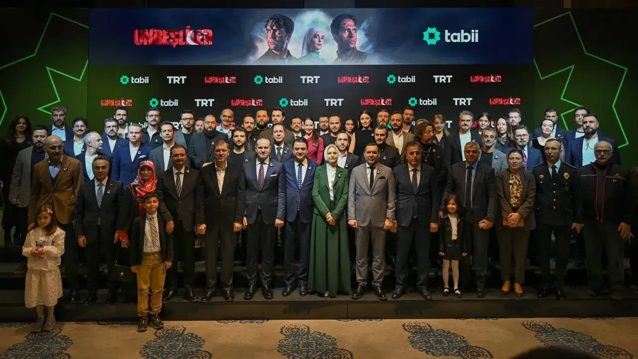 tabii’nin yeni dizisi Onbeşliler Tokat’ta görkemli gala ile tanıtıldı