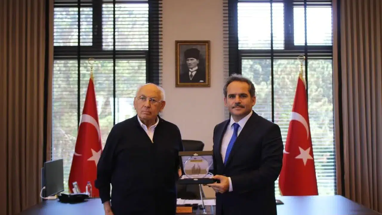 AZER ARAN KİMDİR VE HAYATI! Mesleği ne, kökeni neresi, hangi şirketleri kurdu, ne üretiyor?