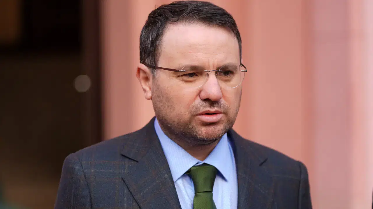 E- AVUKAT NEDİR, NASIL KULLANILIR? Cezaevinde Görüntülü Avukat Görüşmesi Nasıl Yapılacak, Süre ve Şartlar Neler?