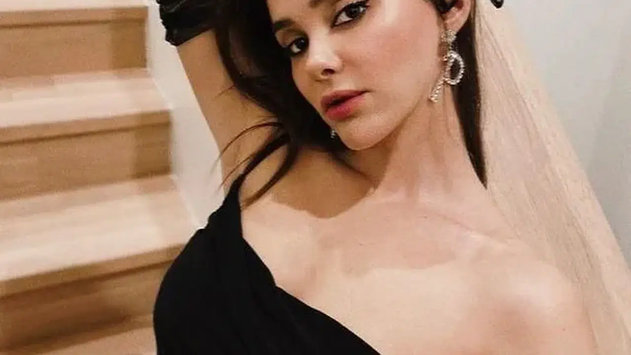 PELİN SÖNMEZ ŞİMDİ NE YAPIYOR! Akasya Durağı’nın Dilek’i Hayatında Neler Değişti?