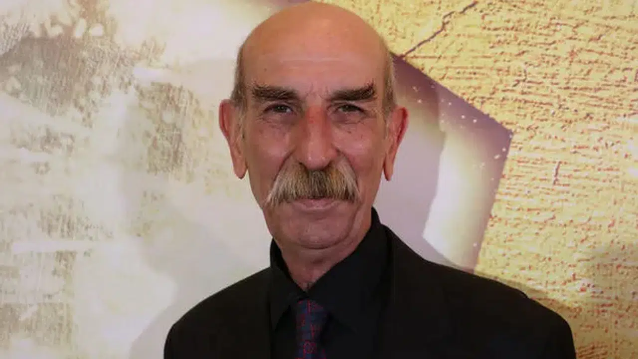 ÇILGIN BEDİŞ DİZİSİNİN OYUNCUSU SİNAN BENGİER’İN HASTALIĞI NE! Kaç yaşında, neden ameliyata alındı, sağlık durumu nasıl?