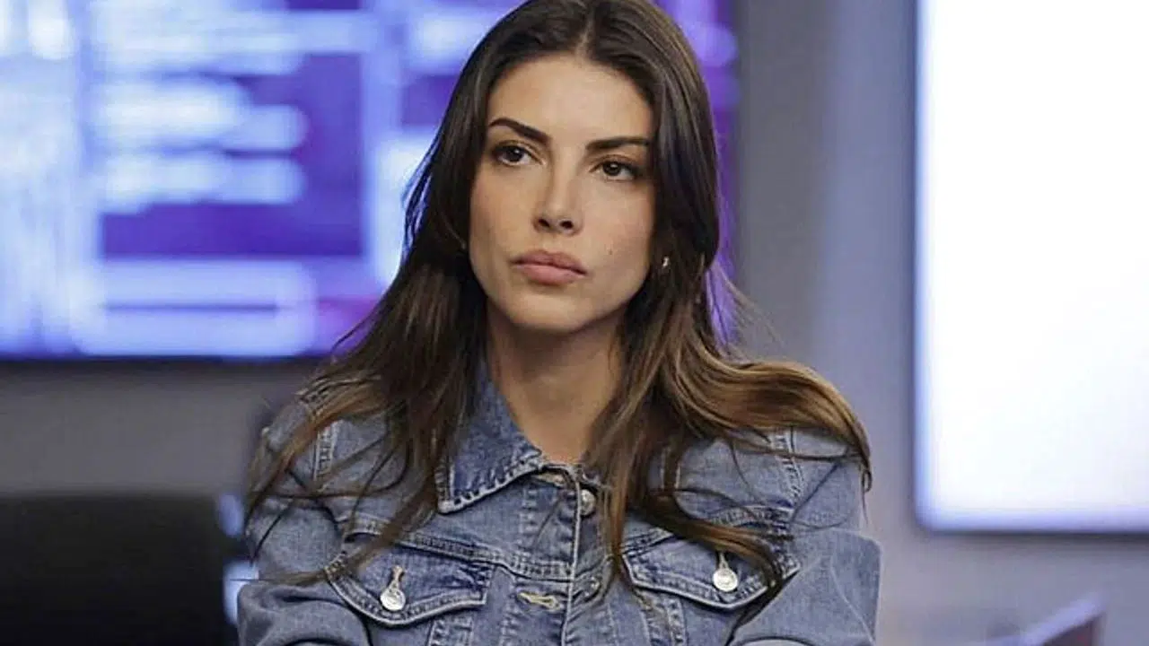 DENİZ BAYSAL KİMDİR! Kaç yaşında, İzmirli mi, aslen nereli, hangi dizilerde oynadı?