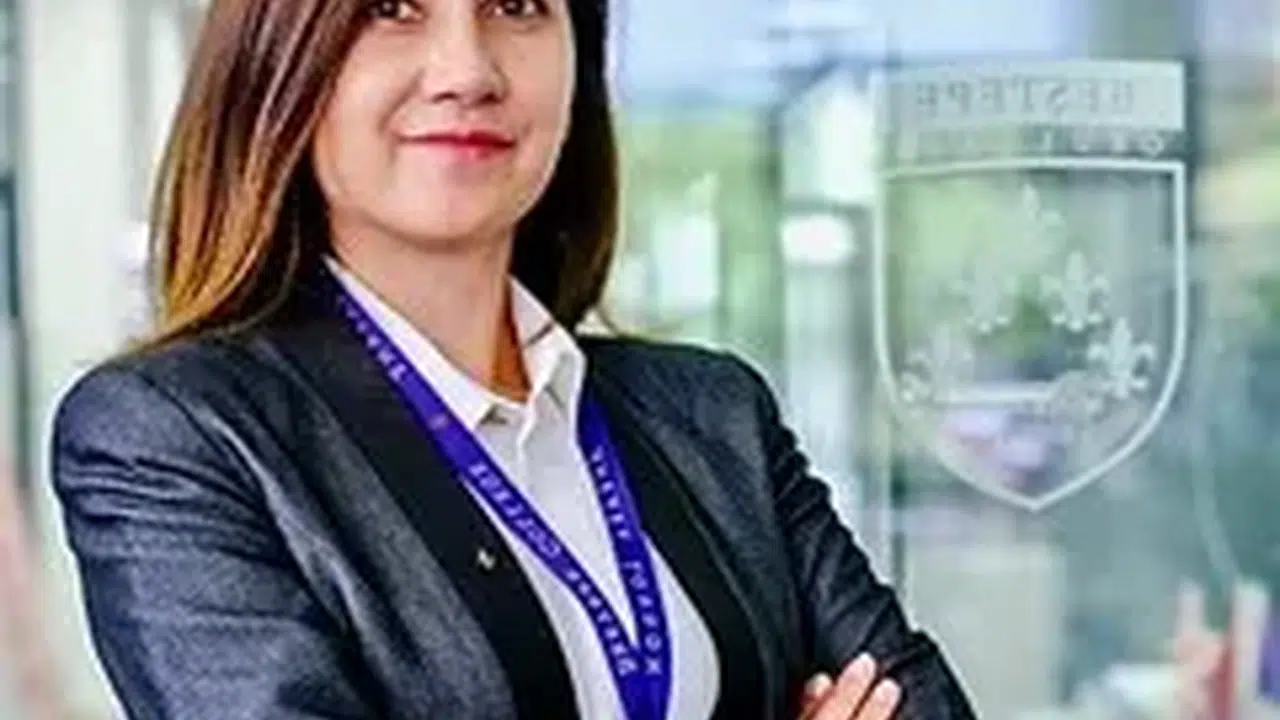 DİLBER OKTAY KİMDİR, KAÇ YAŞINDA? Nereli ve Mesleği Ne, Ne İş Yapıyor?