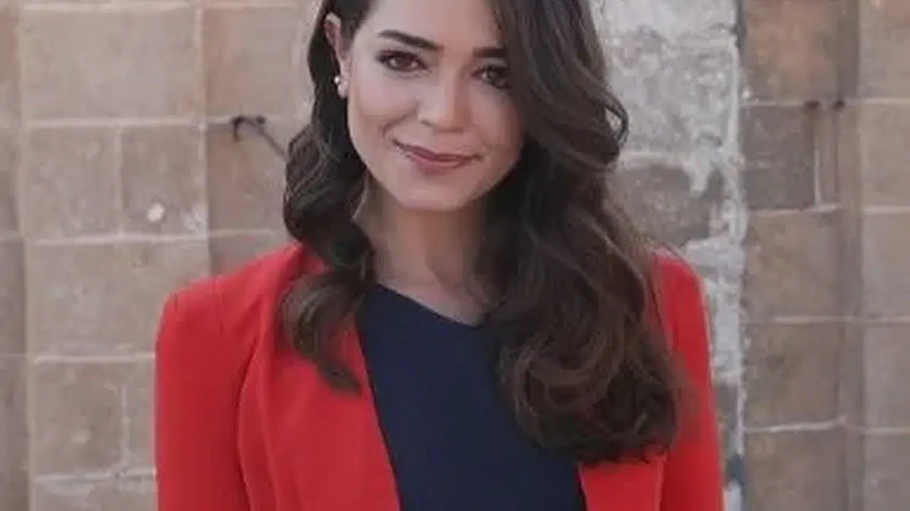 İpek Karapınar'ın boyu kaç, kaç yaşında, nereli, evli mi?