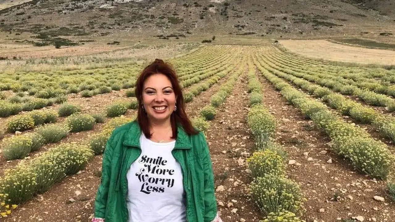 ECE AYNUR ONUR KİMDİR? Mesleği ne, ne iş yapıyor, çalışmaları ve uzmanlık alanları neler?