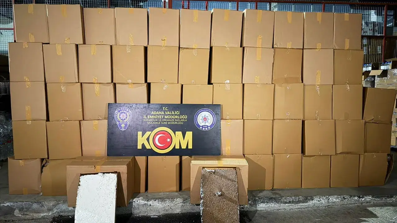 Adana’da nefes kesen operasyon, milyonlarca makaron ele geçirildi!