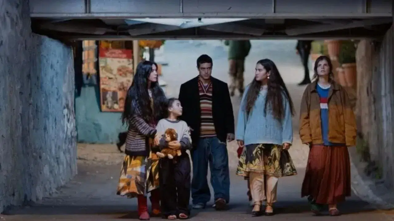 SAHİPSİZLER FİNAL YAPACAK MI! Neden bitiyor, son bölümde neler olacak?