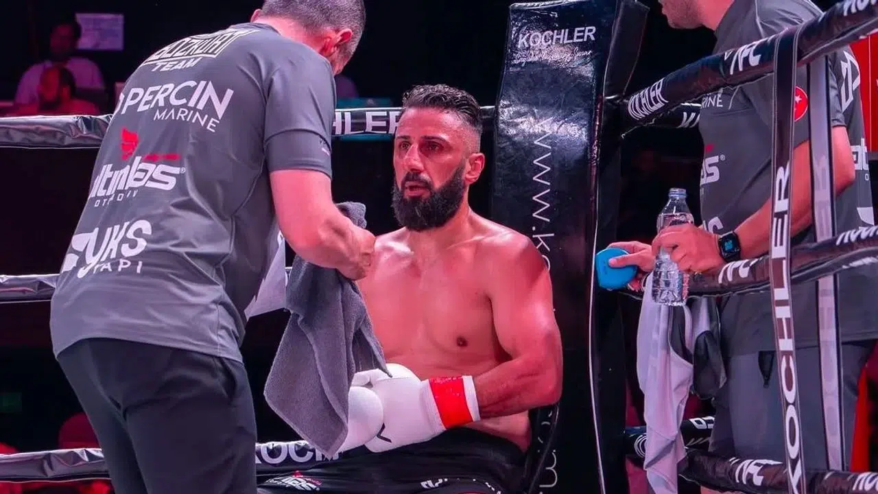 ADEM BOZKURT KİMDİR VE HAYATI! Kökeni nedir, Kaç yaşında, Nerede doğdu, Avrupa derecesi var mı?