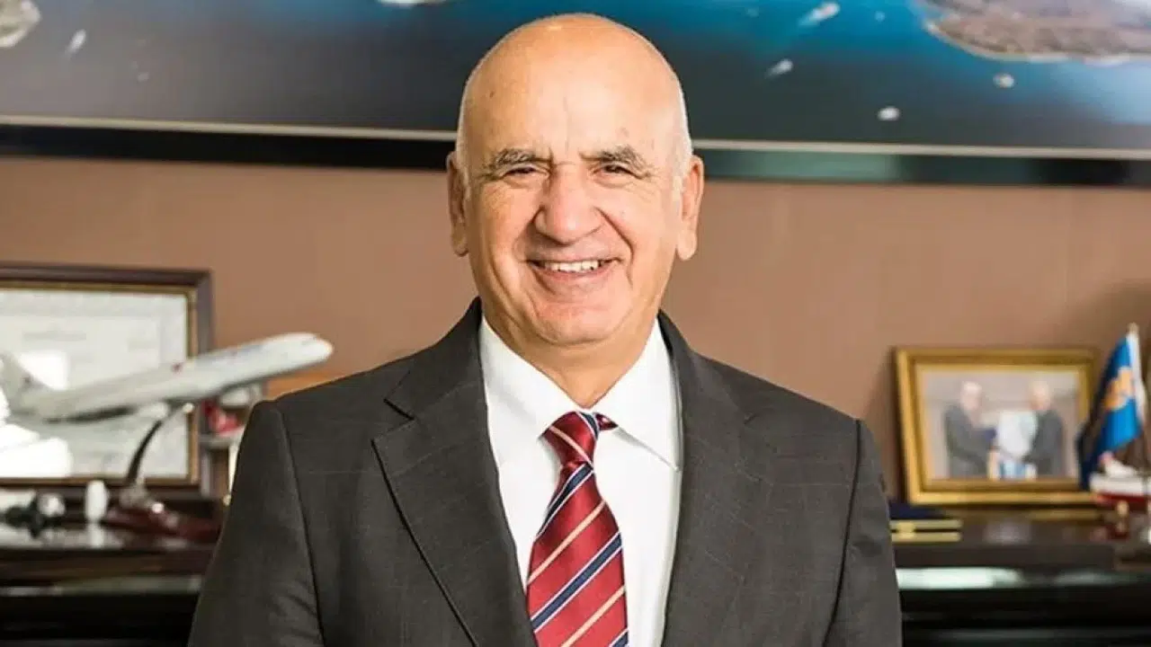 FİKRET ÖZTÜRK KİMDİR? Serveti ne kadar, aslen nereli, çocukları kimler, kaç tane çocuğu var, nasıl zengin oldu?