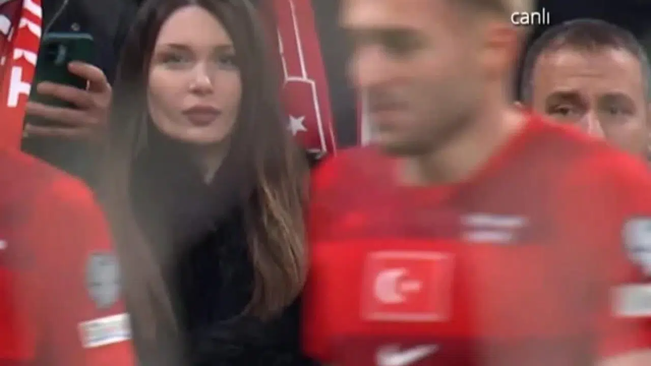 Bir kareyle linç edildi! Milli maçın viral ismi konuştu