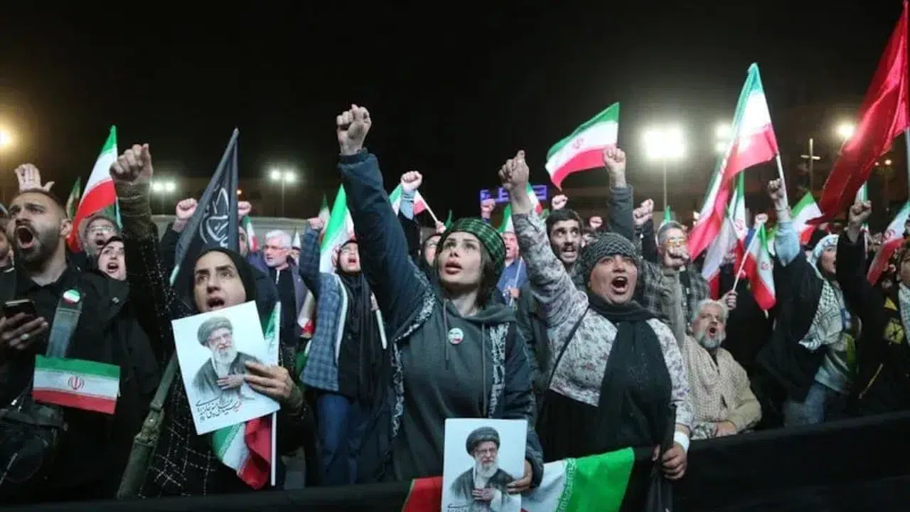 İran Resti Çekti! 'Bu Şart Yoksa Savaş Asla Bitmeyecek'