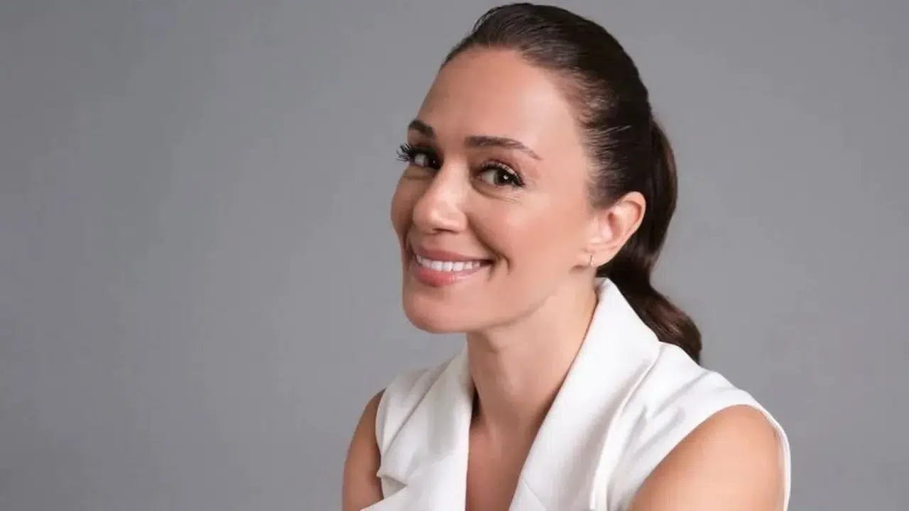 Özge Borak eşi kim, şuan evli mi, sevgilisi var mı, yaşı ne, memleketi neresi ve Instagram’ı ne?