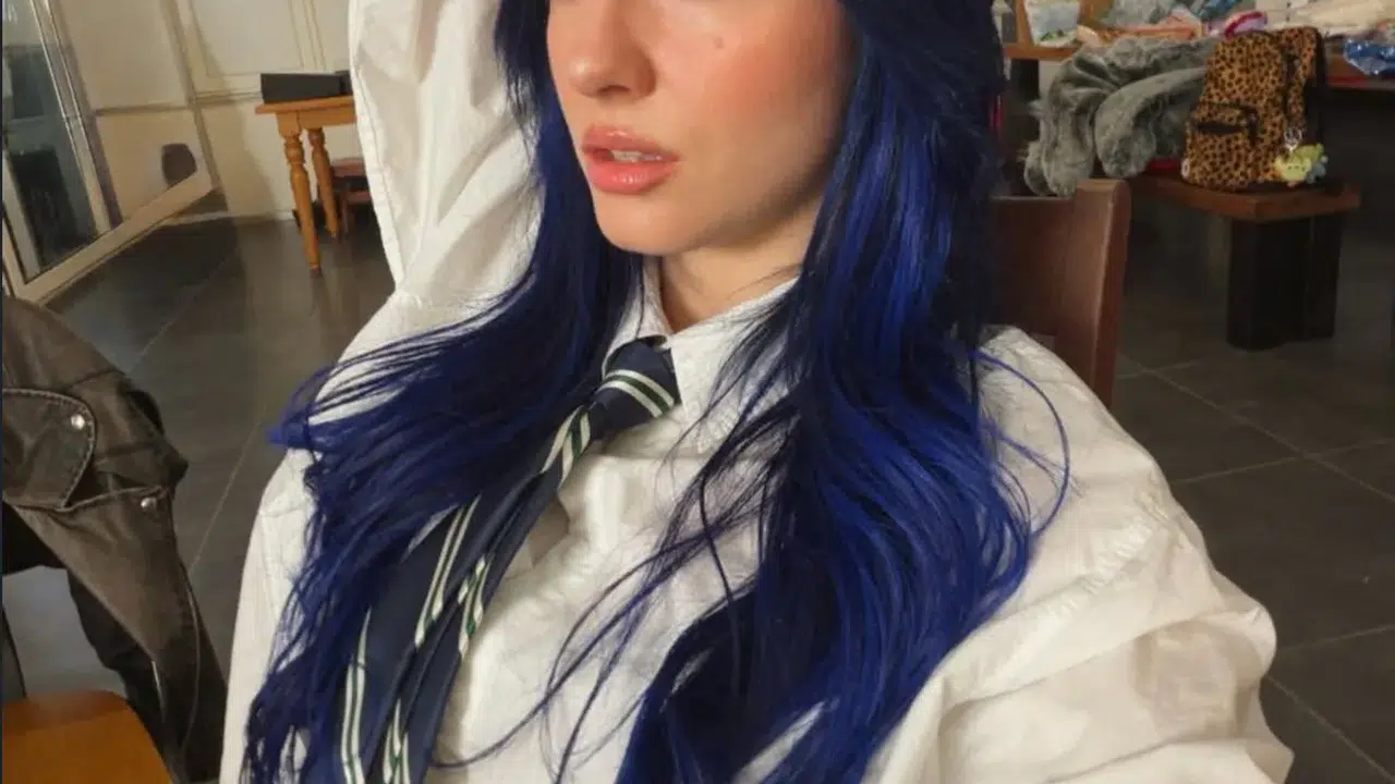 Zeynep Sude Oktay, Manifest Grubunu Takipçi Yarışında Solladı!