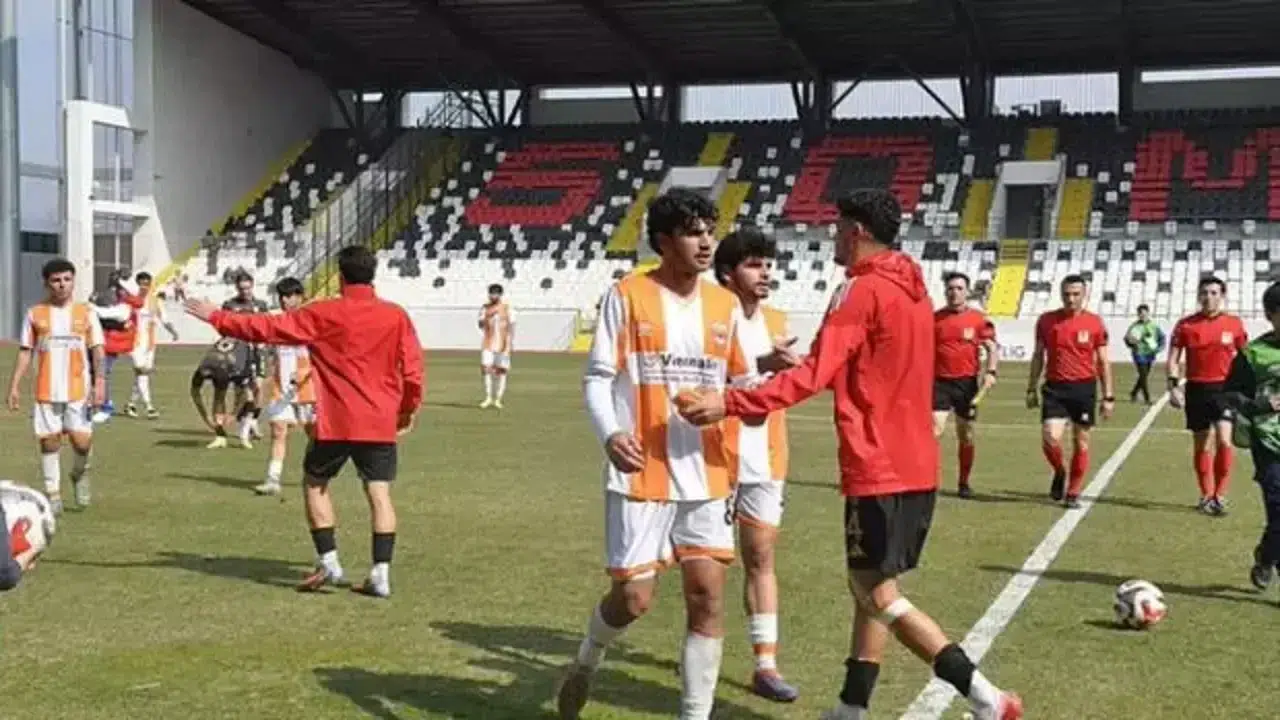 UEFA Kupası’nda Oynamıştı! Adanaspor 19 Yıl Sonra 3. Lig’e Düştü