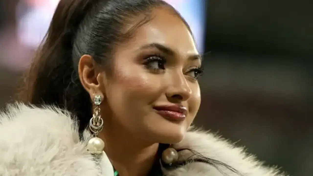 ZEYCAN YILDIRIM KİMDİR! Kimin kızı, FB-Samsunspor maçında tribünde hangi hareketi yaptı?