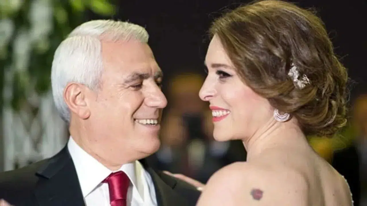 Mustafa Bozbey’in eşi kim, ne iş yapıyor, mesleği ne, Seden Baştimur kimdir, kaç çocukları var?