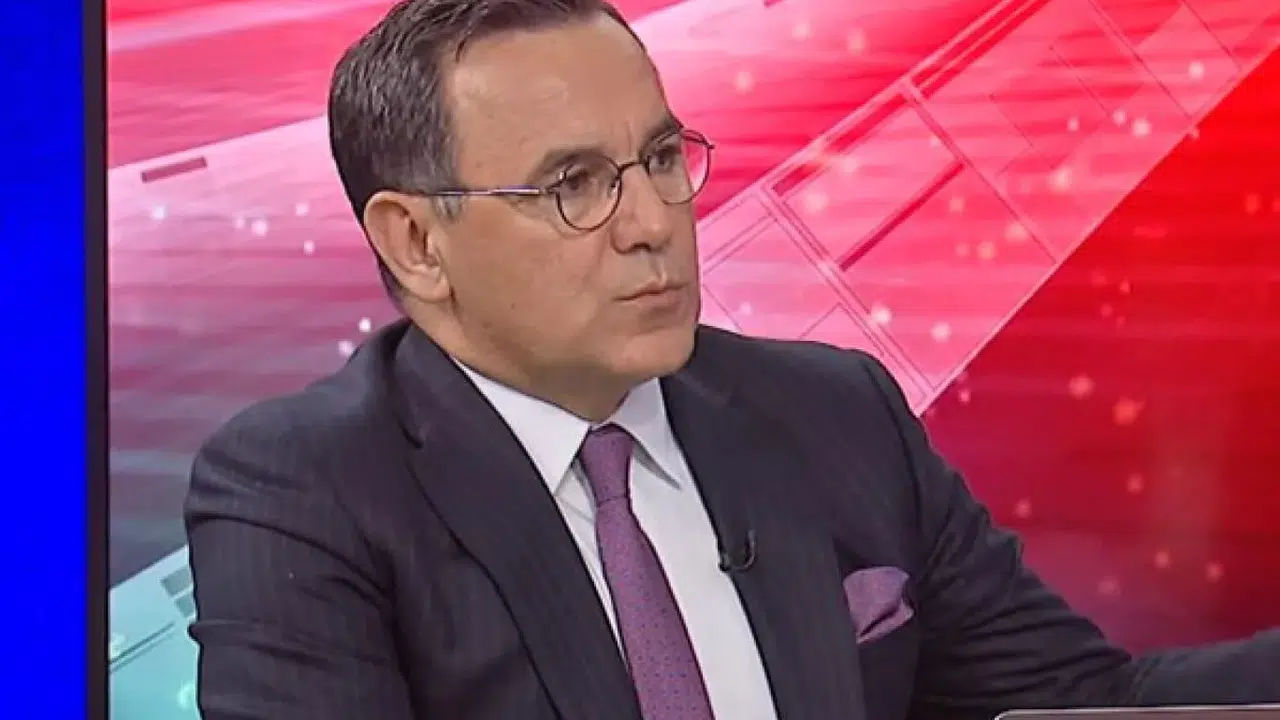 DENİZ ZEYREK ALEVİ Mİ? Kökeni Terekeme mi, kaç yaşında, nereli, evli mi, özel hayatı ve ailesi kimdir?