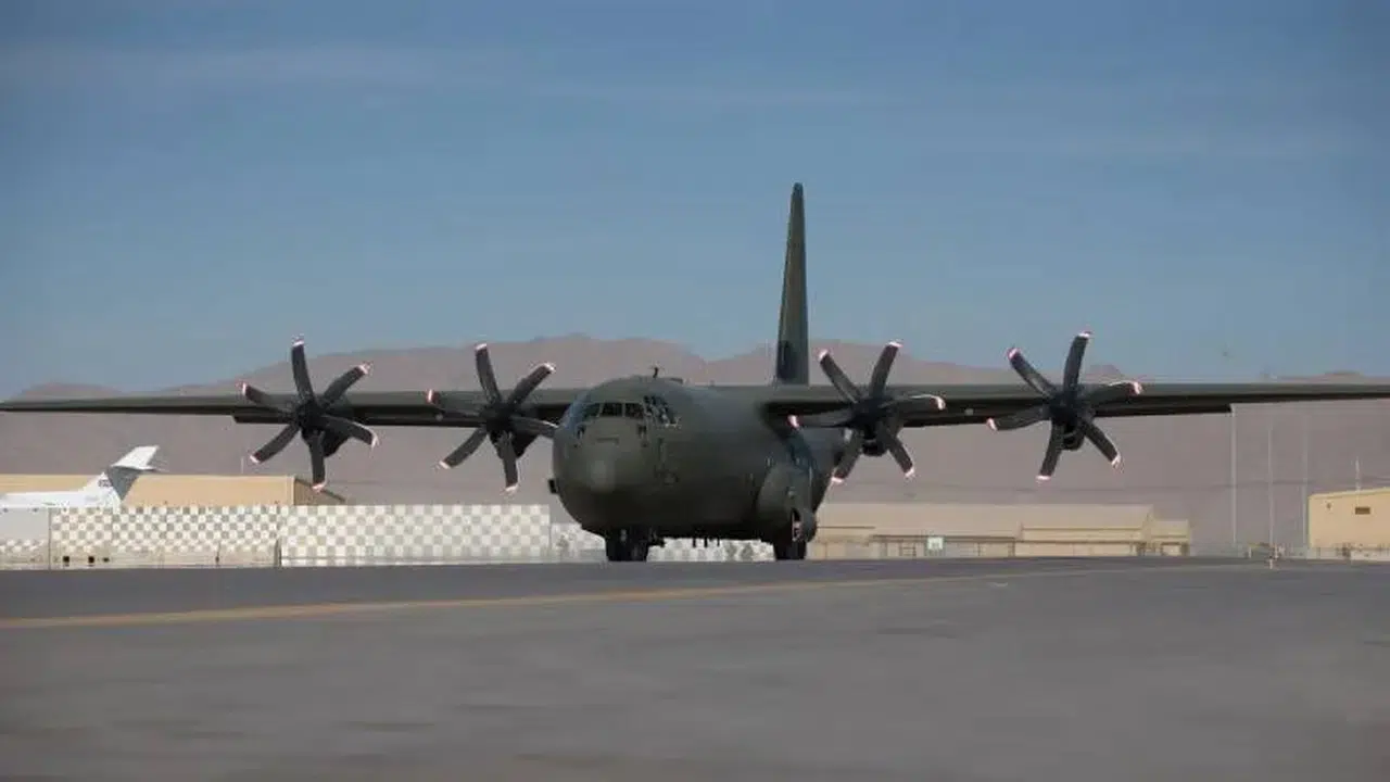 Kolombiya’da askeri uçak faciası: 110 asker vardı