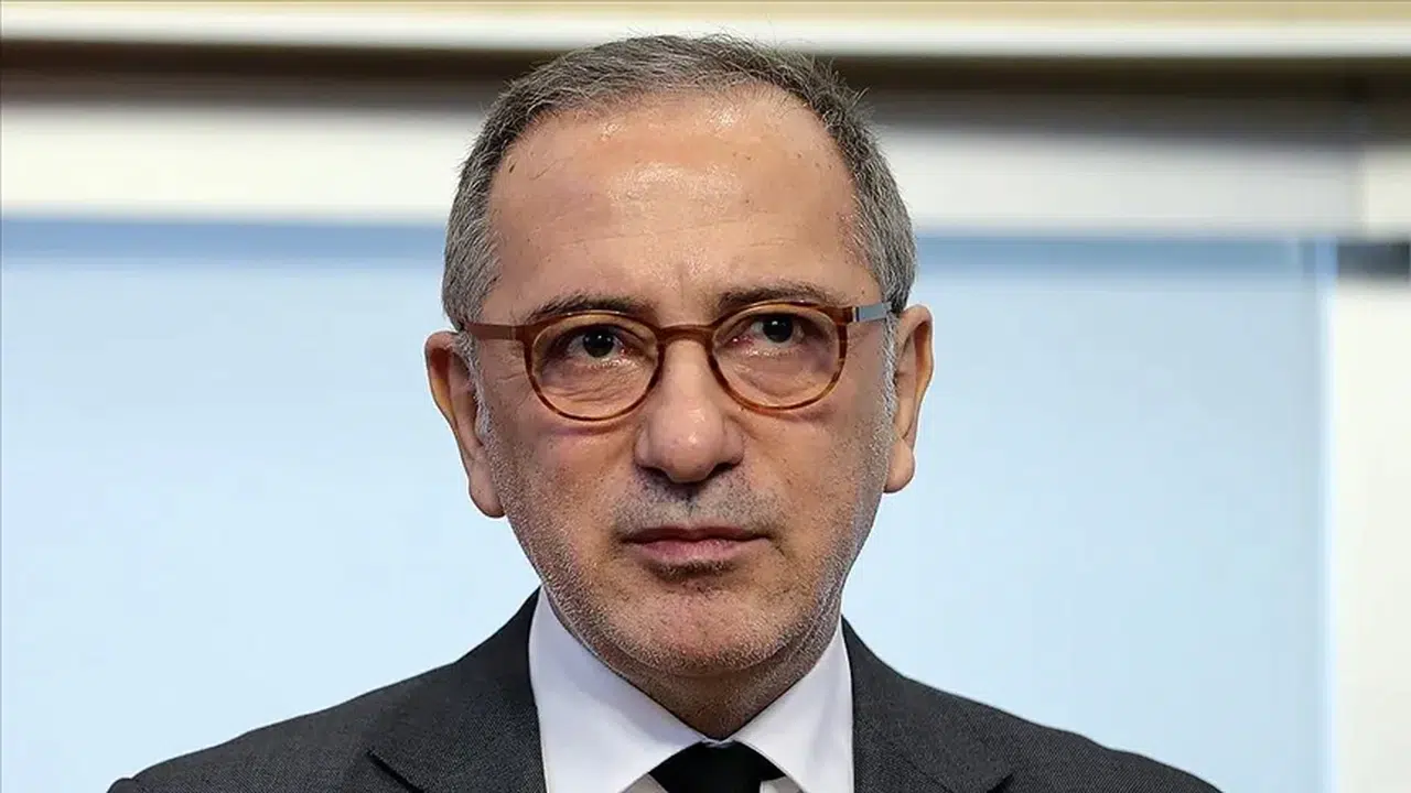 FATİH ALTAYLI HASTALIĞI NE! Sağlık durumu nasıl, Beyninde tümör mü var?