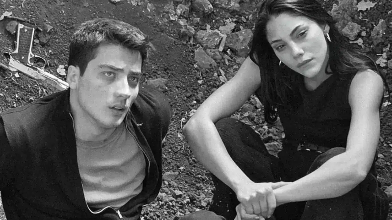 Atakan Özkaya ve Dilin Döğer sevgili mi, aşk iddiası doğru mu? İşte ilk açıklama