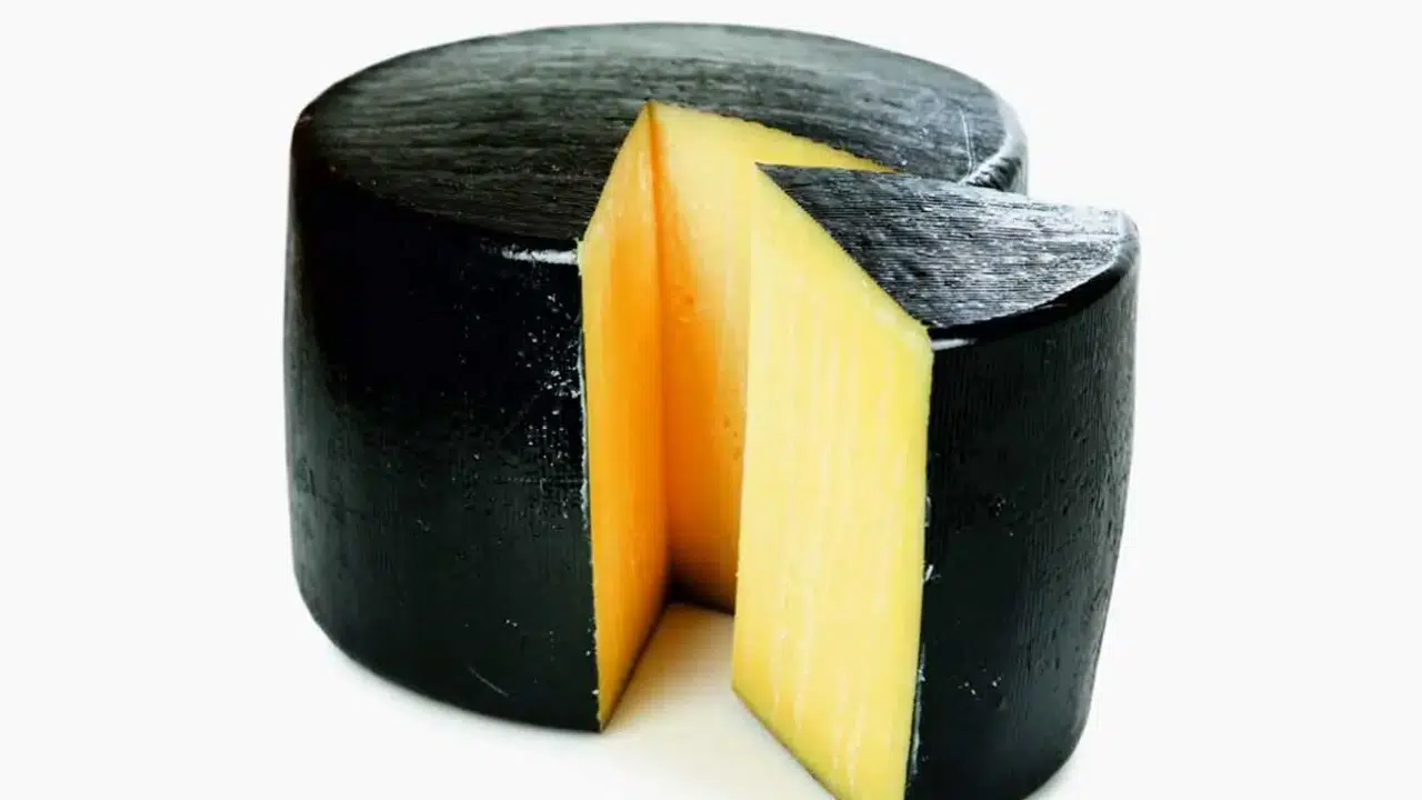 SİYAH PEYNİR FAYDALARI NELERDİR? Özellikleri ve kullanım alanları nedir?