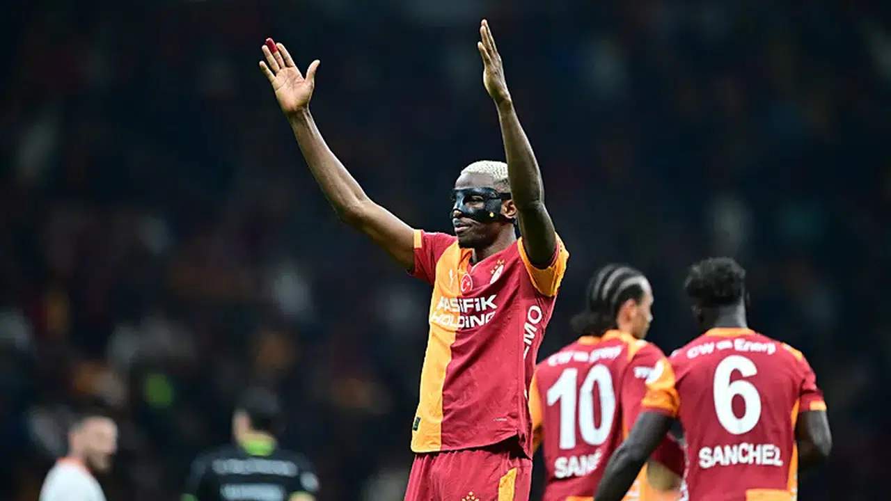 OSİMHEN LİVERPOOL MAÇINDA OYNAYACAK MI! Galatasaray Taraftarı Neden Koreografi Hazırlıyor?