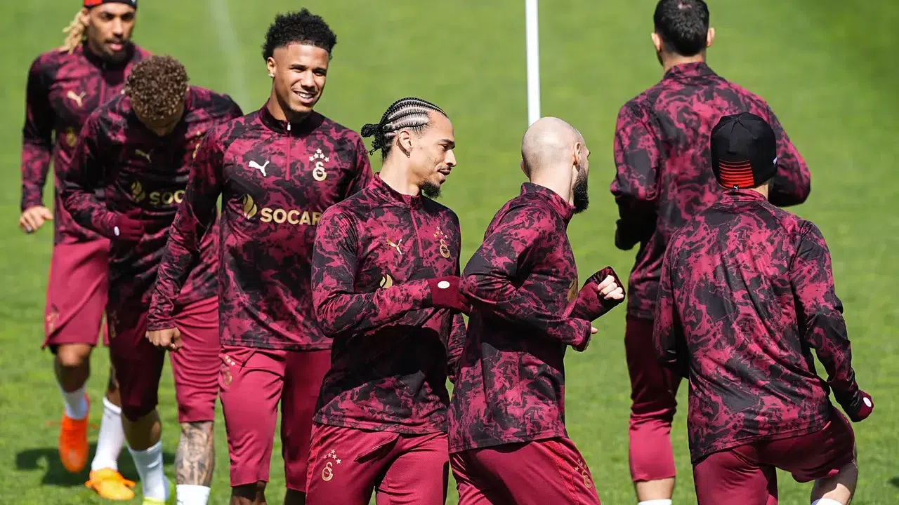 GALATASARAY’IN LIVERPOOL KADROSU AÇIKLANDI MI? Kadroda kimler var, hangi isimler yok, sürpriz isim var mı?